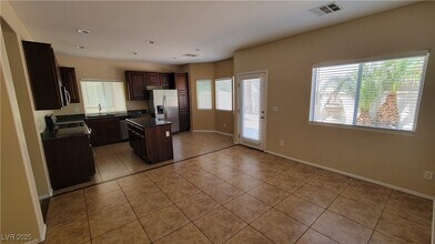 616 Bengal Bay Ave in North Las Vegas, NV - Building Photo - Building Photo