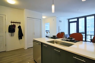 613 N Wells St in Chicago, IL - Building Photo - Building Photo