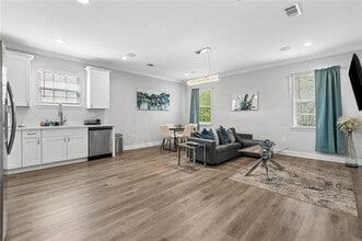 3212 Jackson Ave in New Orleans, LA - Foto de edificio - Building Photo