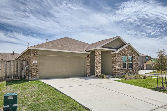 107 Sebring Cir in Hutto, TX - Foto de edificio - Building Photo