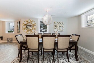 98 Elm St, Unit 2 in Somerville, MA - Building Photo - Building Photo