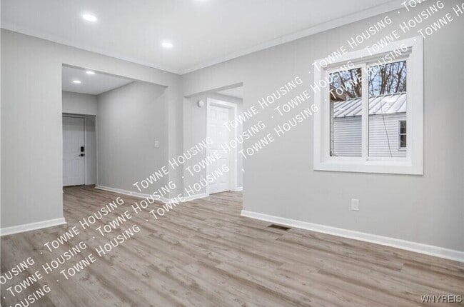 30 Cedar St in Akron, NY - Building Photo - Building Photo