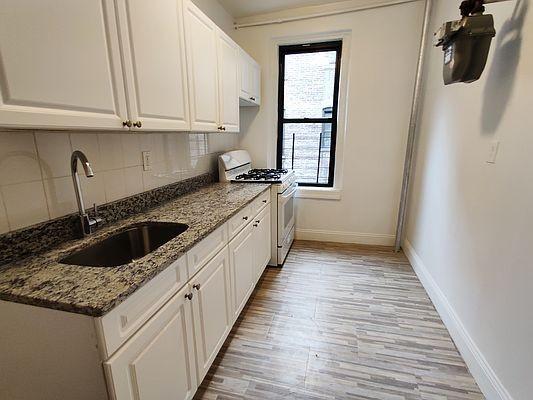 property at 3539 Decatur Ave