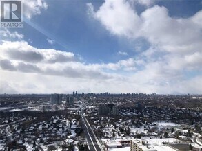 70 Forest Manor Rd in Toronto, ON - Building Photo - Building Photo