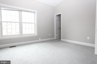 3637 Winfield Lane Northwest in Washington, DC - Building Photo - Building Photo