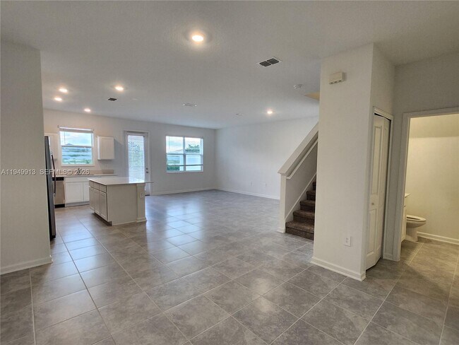 108 Bogey Dr in Four Corners, FL - Building Photo - Building Photo