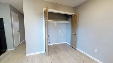 Diamond Villa Townhomes in Arlington, TX - Foto de edificio - Building Photo