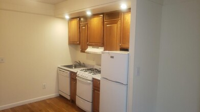 286 Beacon St, Unit B in Somerville, MA - Building Photo - Building Photo