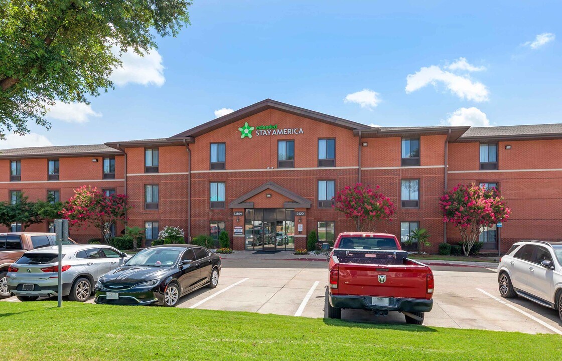 Furnished Studio-Arlington - Six Flags in Arlington, TX - Foto de edificio