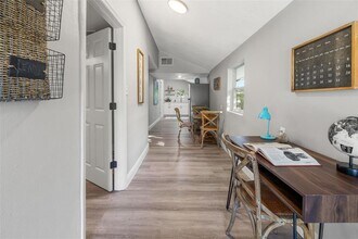 1606 E Osborne Ave in Tampa, FL - Building Photo - Building Photo