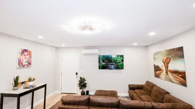 1059 Gillespie Dr, Unit SI ID1471794P in Spring Valley, CA - Building Photo - Building Photo