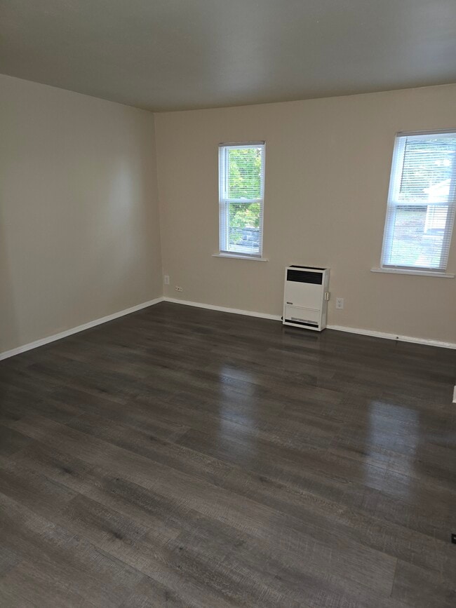 340 Silver St in Akron, OH - Building Photo - Building Photo