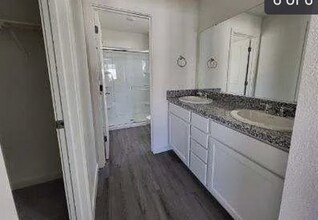 2281 Shady Tree Cir in Roseville, CA - Building Photo - Building Photo