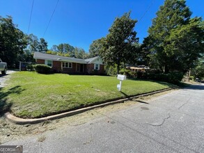 1350 Harris St in Macon, GA - Building Photo - Building Photo