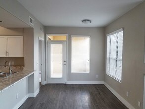 Sand Dollar Apartments Phoenix Az For Rent Bayside Phoenix Apartments1 To 2 Bedroom 984 1172 Building Photo