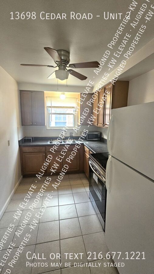 13698 Cedar Rd in University Heights, OH - Building Photo - Building Photo