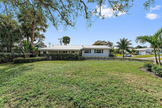 324 Tequesta Dr in Jupiter, FL - Building Photo - Building Photo