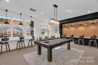 9821 Research Dr, Unit B1 in Charlotte, NC - Building Photo - Building Photo