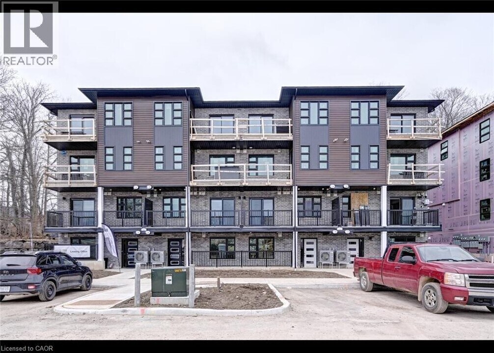 118 Gravel Ridge Trail in Kitchener, ON - Building Photo