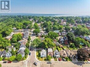 30 Baker St in Hamilton, ON - Building Photo - Building Photo