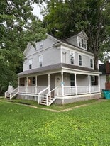 724 W Elm St in Springfield, MO - Building Photo