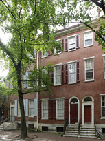 230 Pine St in Philadelphia, PA - Building Photo