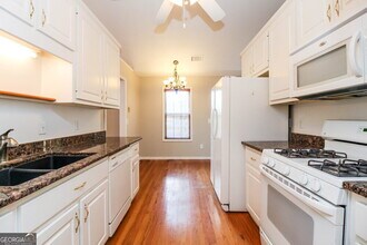 301 Saddlewood Dr in Canton, GA - Building Photo - Building Photo