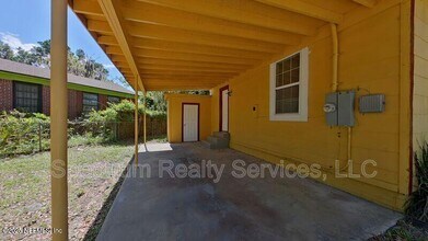 1162 Lake Forest Blvd in Jacksonville, FL - Building Photo - Building Photo