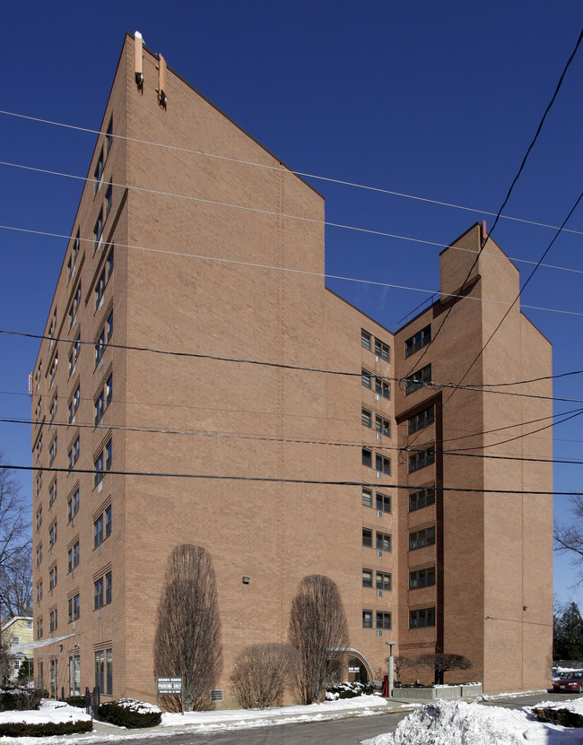 Park West Apartments in Providence, RI - Building Photo - Building Photo