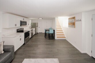 6157 Orville Dr in Flowery Branch, GA - Building Photo - Building Photo
