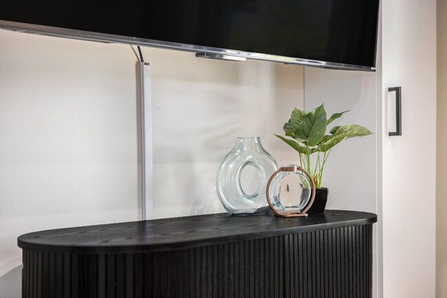 property at 37 Gold Ave NW