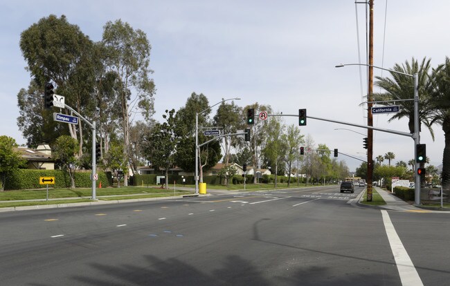Villa Corona in Corona, CA - Building Photo - Building Photo