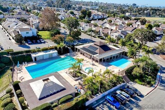 2348 Caminito Eximio in San Diego, CA - Building Photo - Building Photo