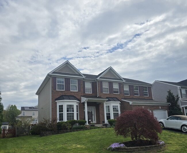 property at 116 Greenwich Dr