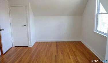 122 Oberlin Rd in Hamden, CT - Building Photo - Building Photo