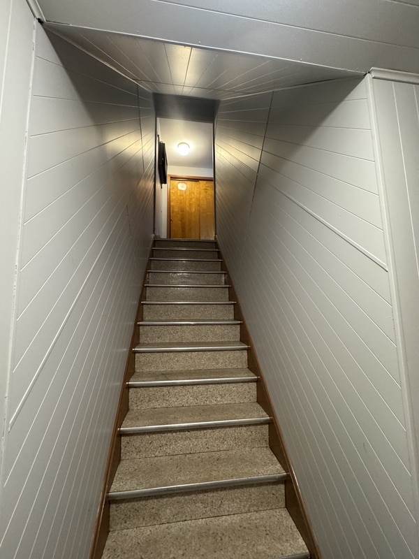 property at 802 Crown Ave