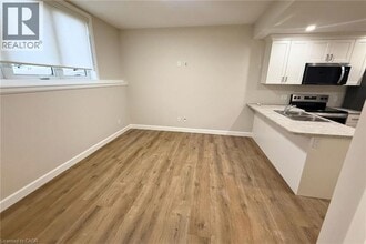 675 Princess St in Woodstock, ON - Building Photo - Building Photo