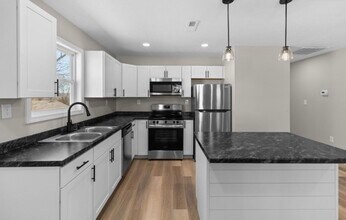 1035 W 6th N St in Morristown, TN - Building Photo - Building Photo