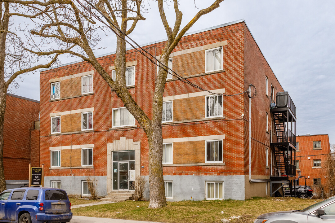 Khandaker Villa in Montréal, QC - Building Photo