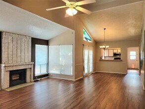 622 Hunters Glen St in Lewisville, TX - Building Photo - Building Photo