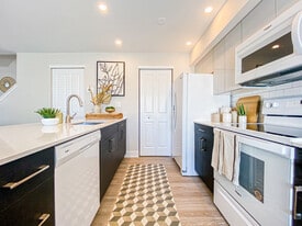 Buckingham Place in Newark, DE - Building Photo