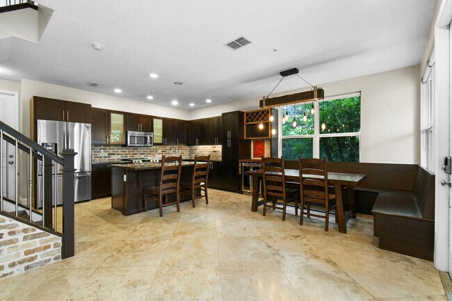 1420 NW 49th Ln in Boca Raton, FL - Building Photo - Building Photo