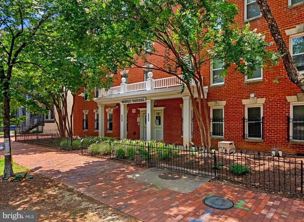 730 11th St NE in Washington, DC - Building Photo