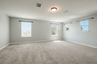 118 Kyle Cove in Universal City, TX - Building Photo - Building Photo