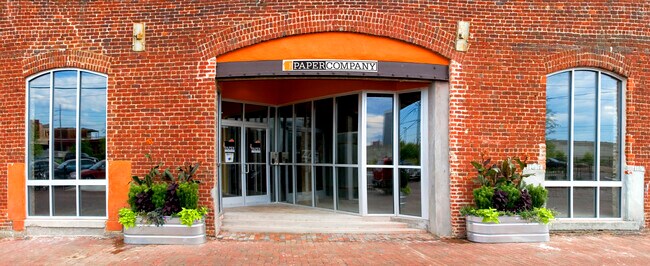 The Paper Company Apartments in Richmond, VA - Foto de edificio - Building Photo