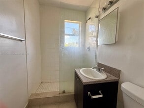 5305 Biscayne Blvd in Miami, FL - Building Photo - Building Photo