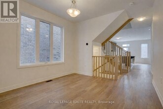 1584 Scarlett Trl in Pickering, ON - Building Photo - Building Photo