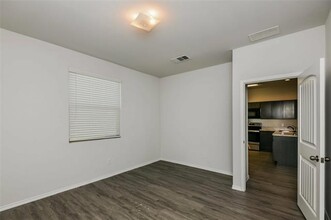 8333 Camellia Tree Ct in Fort Worth, TX - Building Photo - Building Photo
