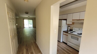 516 Welsh Rd in Huntingdon Valley, PA - Building Photo - Building Photo