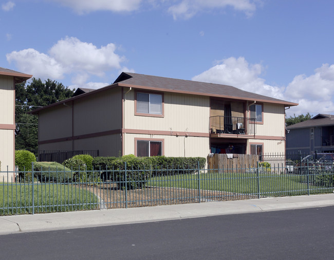 959 Orchard Way in West Sacramento, CA - Foto de edificio - Building Photo